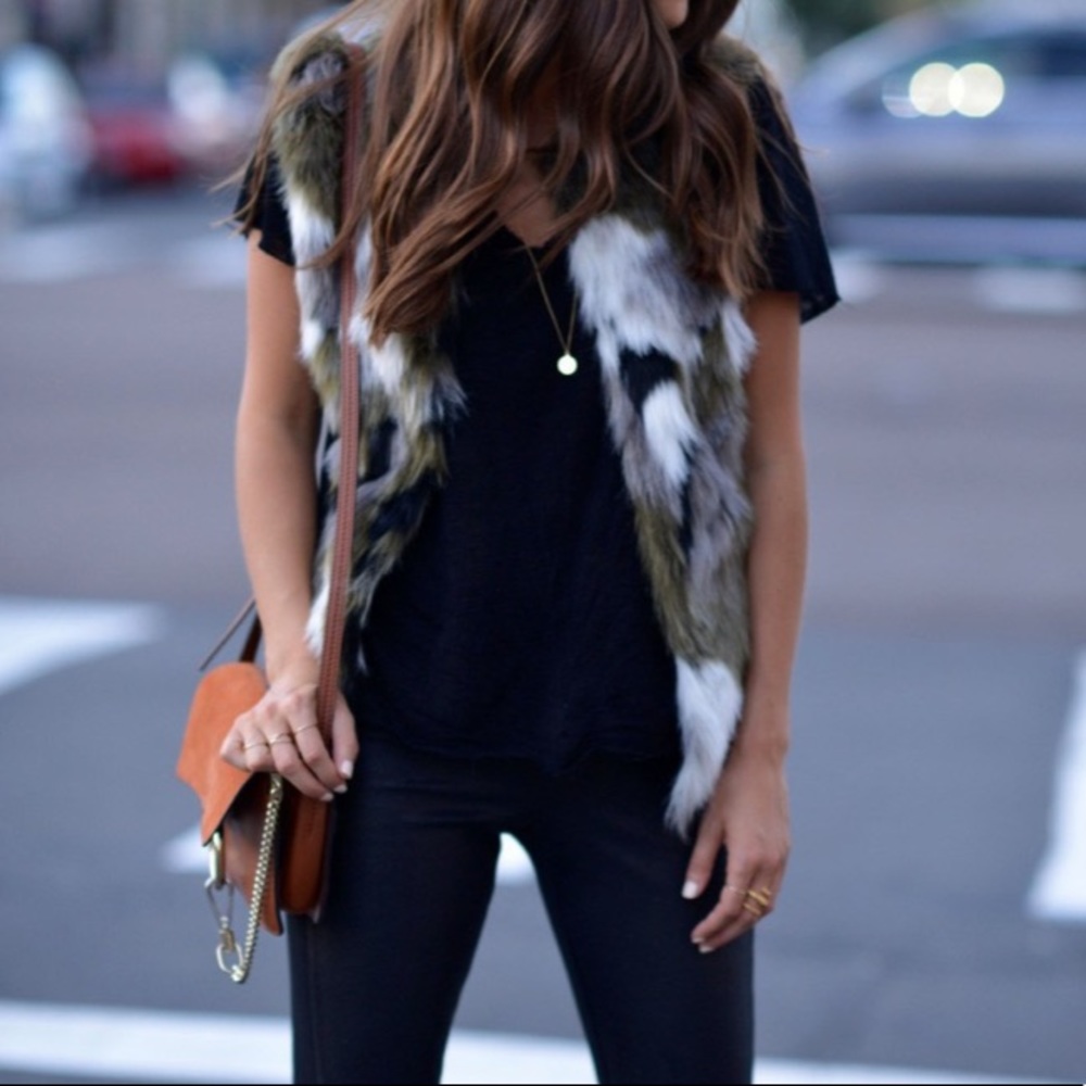 Guess camo faux fur vest - with tags!